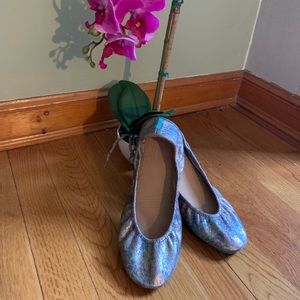 VGUC Love Potion Tieks